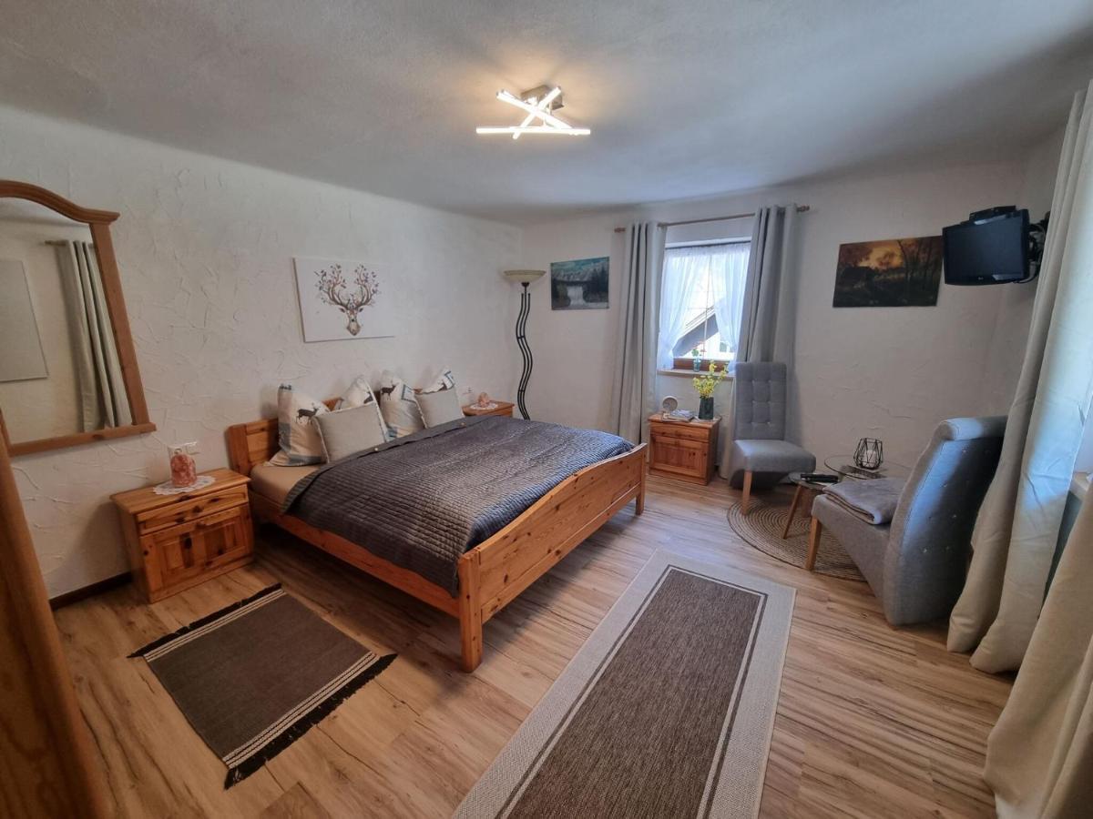 Large Detached Holiday Home In Muhr Екстер'єр фото