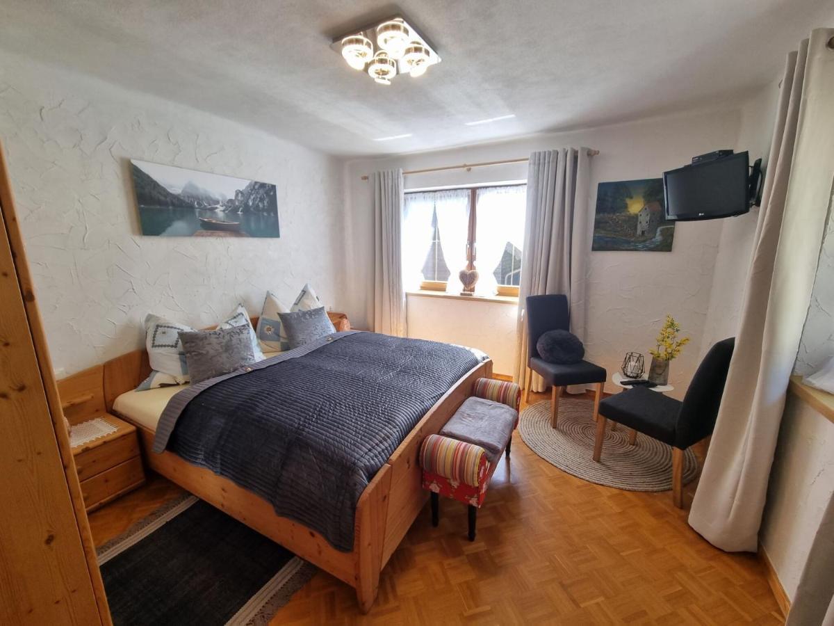 Large Detached Holiday Home In Muhr Екстер'єр фото