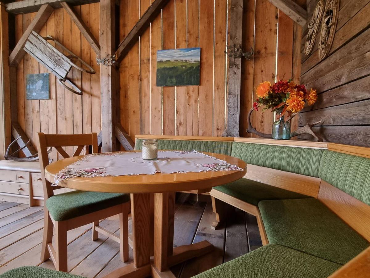 Large Detached Holiday Home In Muhr Екстер'єр фото