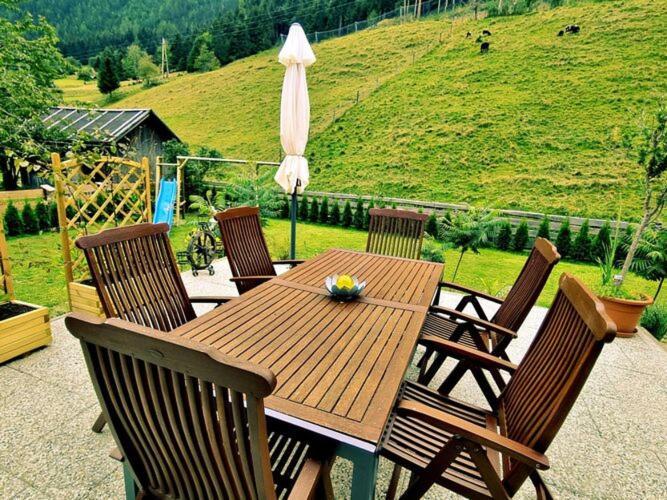 Large Detached Holiday Home In Muhr Екстер'єр фото